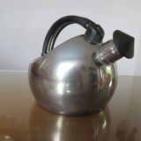 Design kettle Flavio Sambinelli for Carlo Giannini