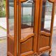 Vitrine Louis XV en bois massif