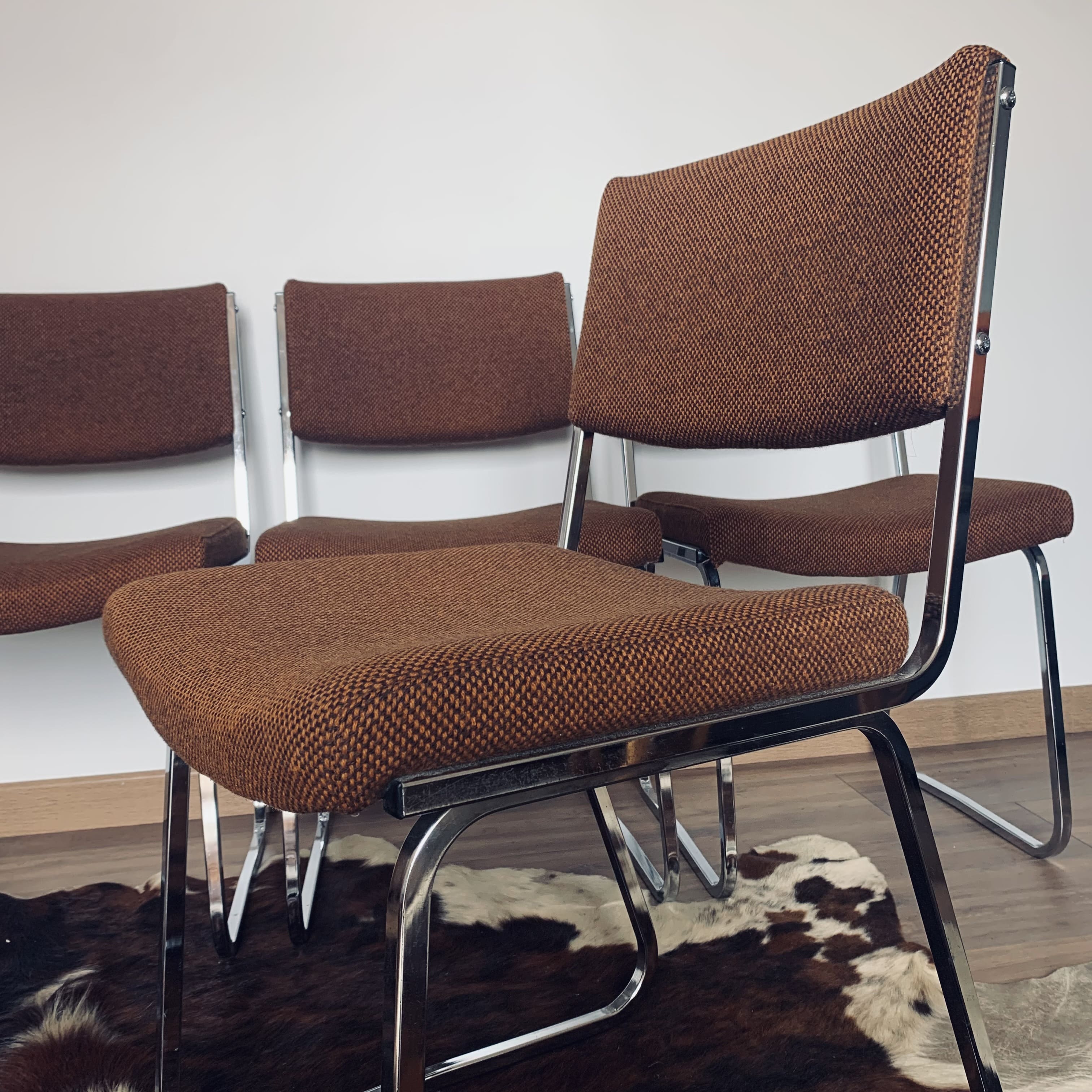 Ensemble de 4 chaises vintage