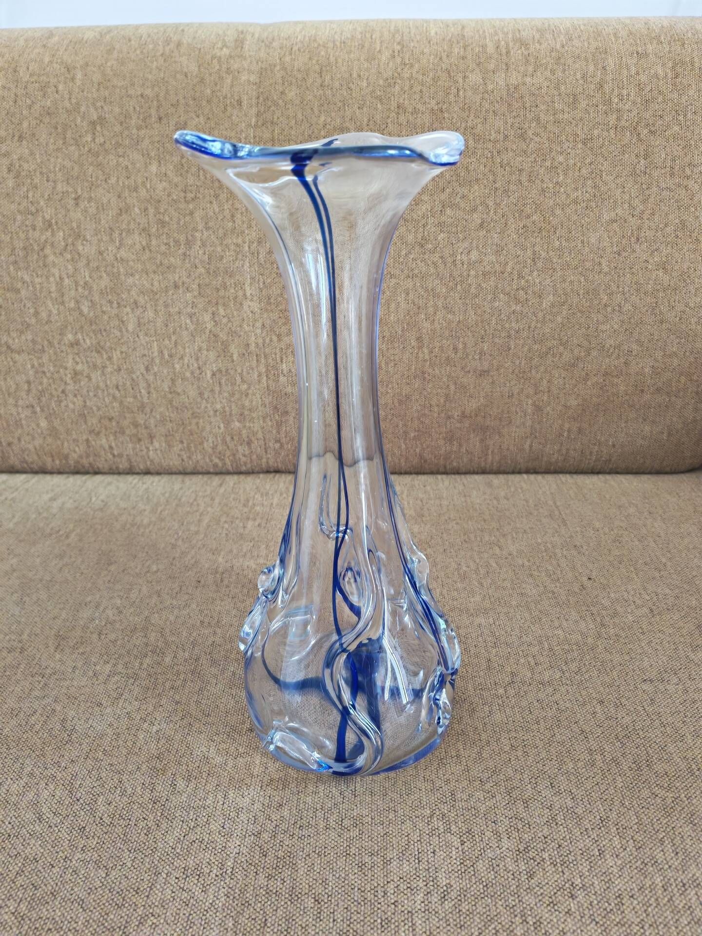Art vase in blown glass by Jerzy Sluczan Orkusz for Tarnowiec 1970