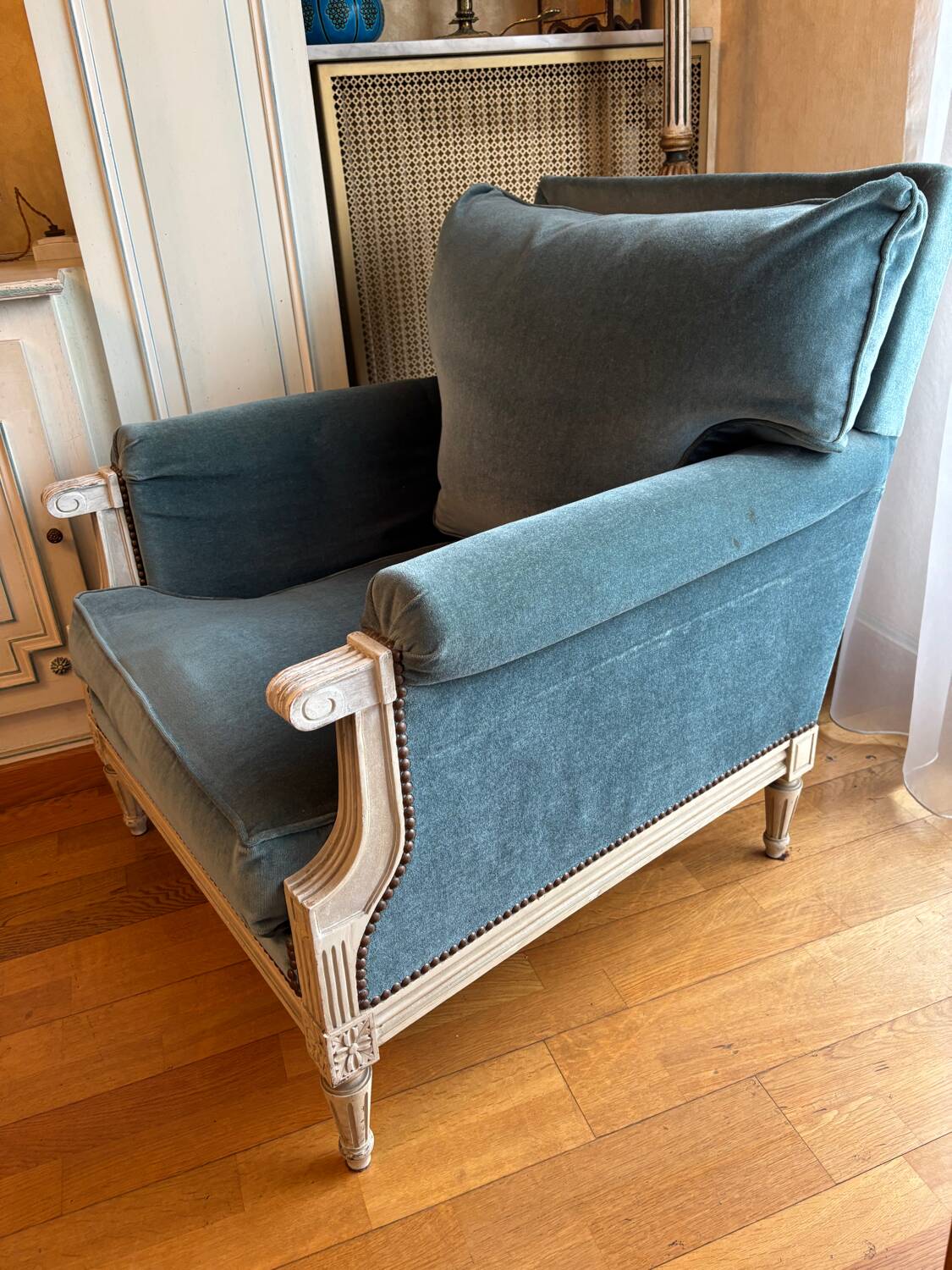 Bergère armchair