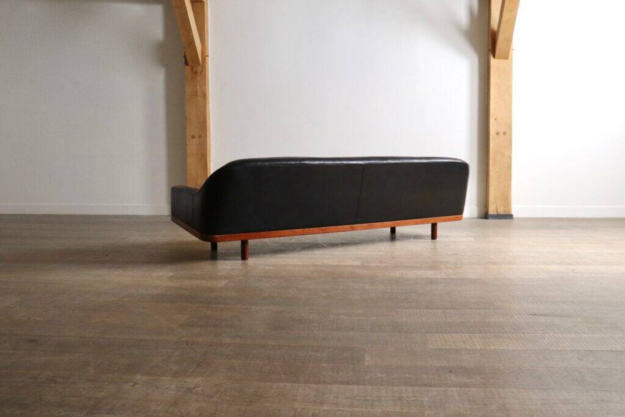Canapé Arne Halvorsen '2010' en cuir noir, Norvège, années 1960.