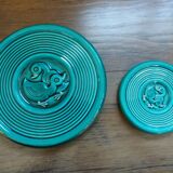 Emerald green coaster with duck pattern