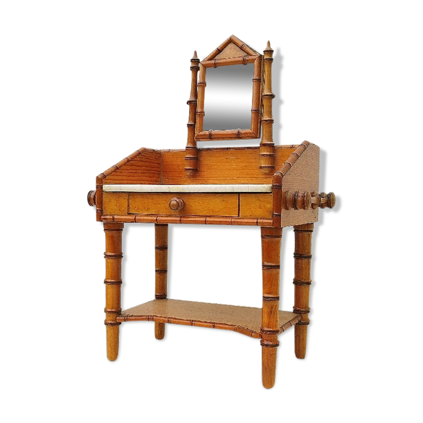 Former vintage bamboo doll hairdresser