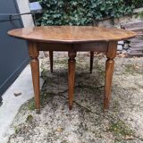 Large 19th oval dining table, with fellers and extension cords. Up to 20 seats