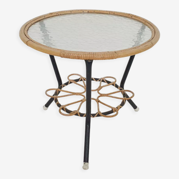 Rohe Noordwolde round glass and rattan side table, The Netherlands 1950's