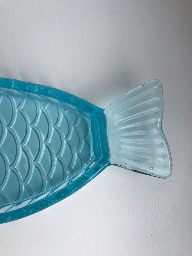Fish pocket in turquoise blue glass 70s