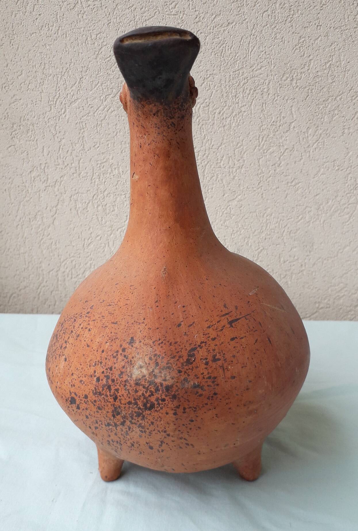 Vase zoomorphe en terre cuite