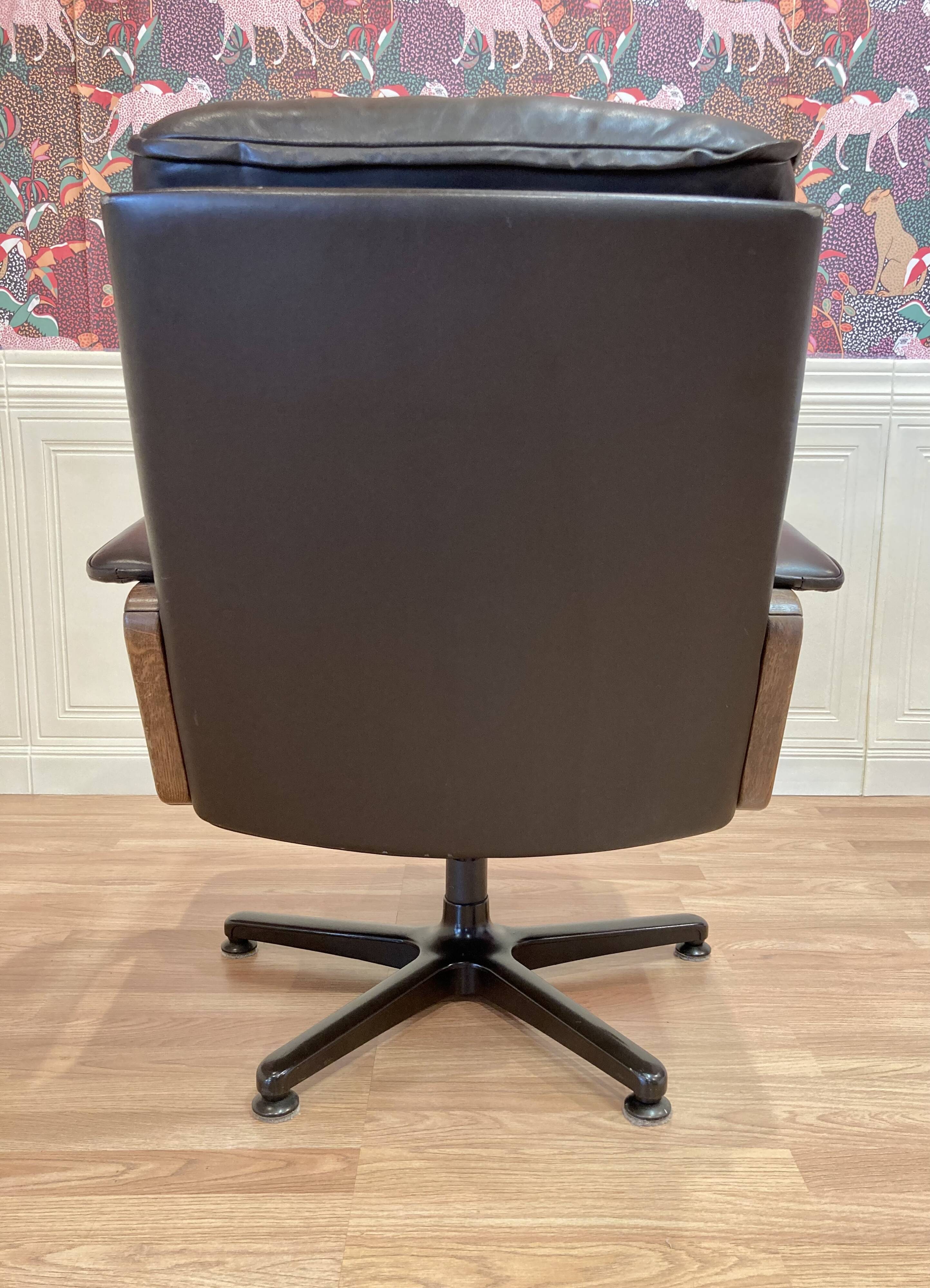 Armchair and ottoman "Drabert" for "Gerd Lange" design 1960.