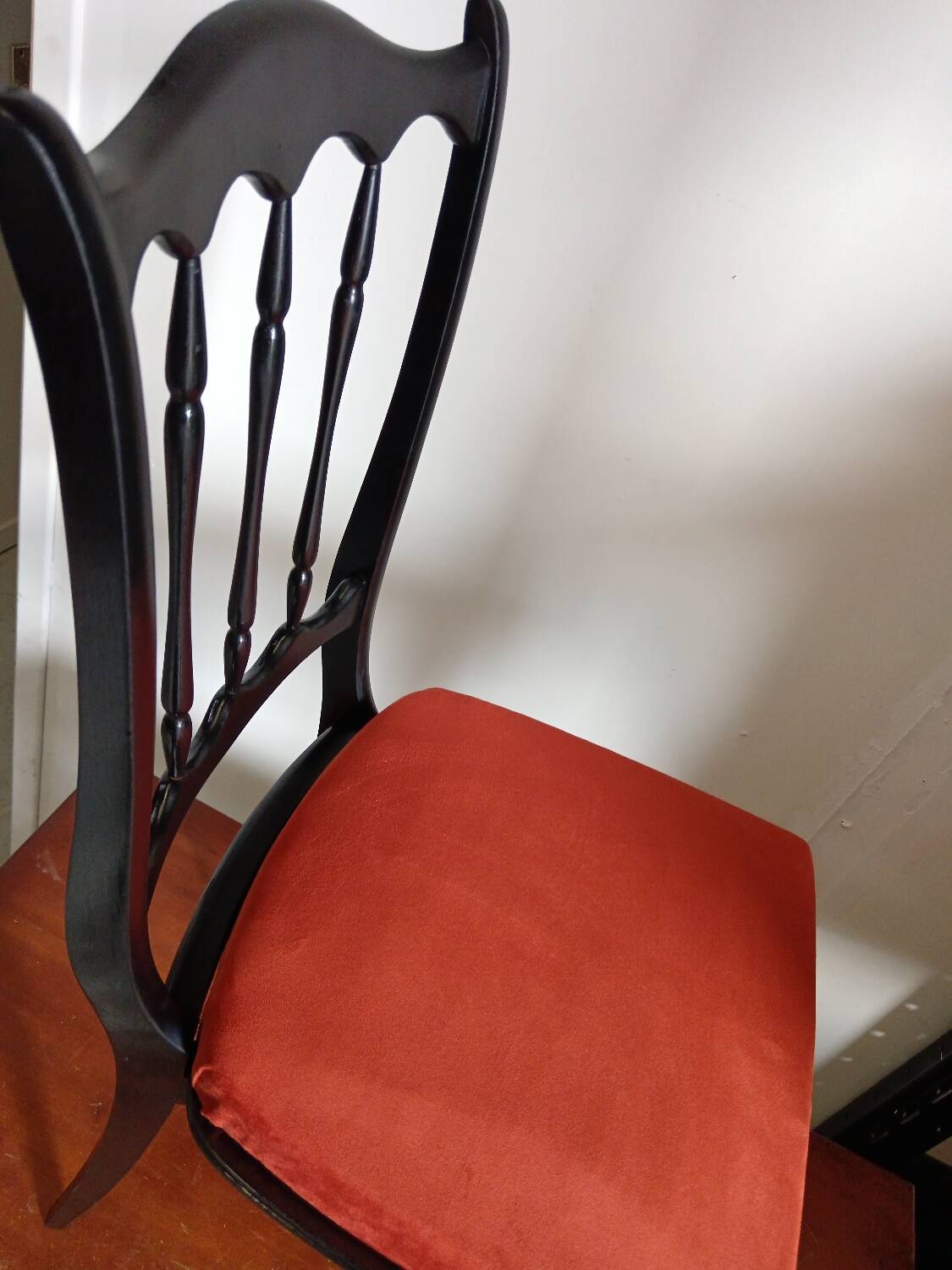 Lot of two refurbished western chairs