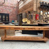 Early 20th century presentation console