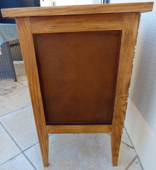 Bureau 3 tiroirs en bois et toile de lin –Totalement restauré
