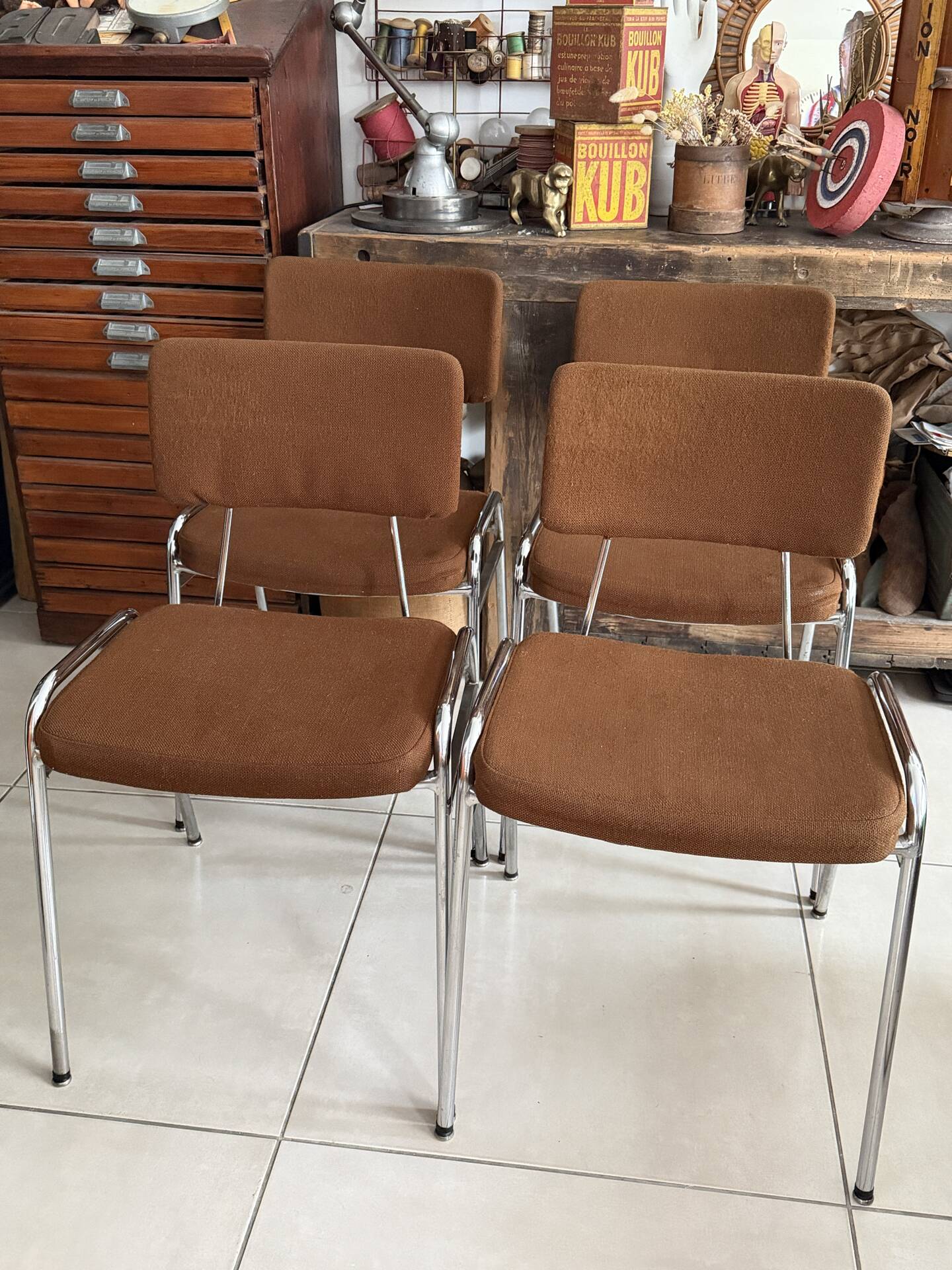 Set of 4 tubular chairs in chrome metal – Mid Century style