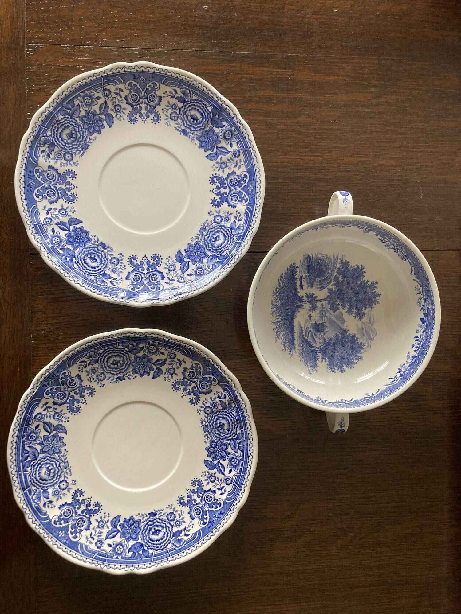 Villeroy & Boch Mettlach "Burgenland" bouillon cup and its two saucers.