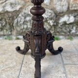 Tripod pedestal table in solid oak, richly carved and molded, 19th century