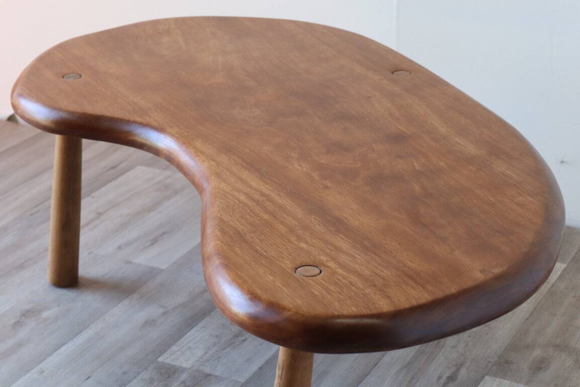 Vintage "bean" coffee table in solid wood, 1960