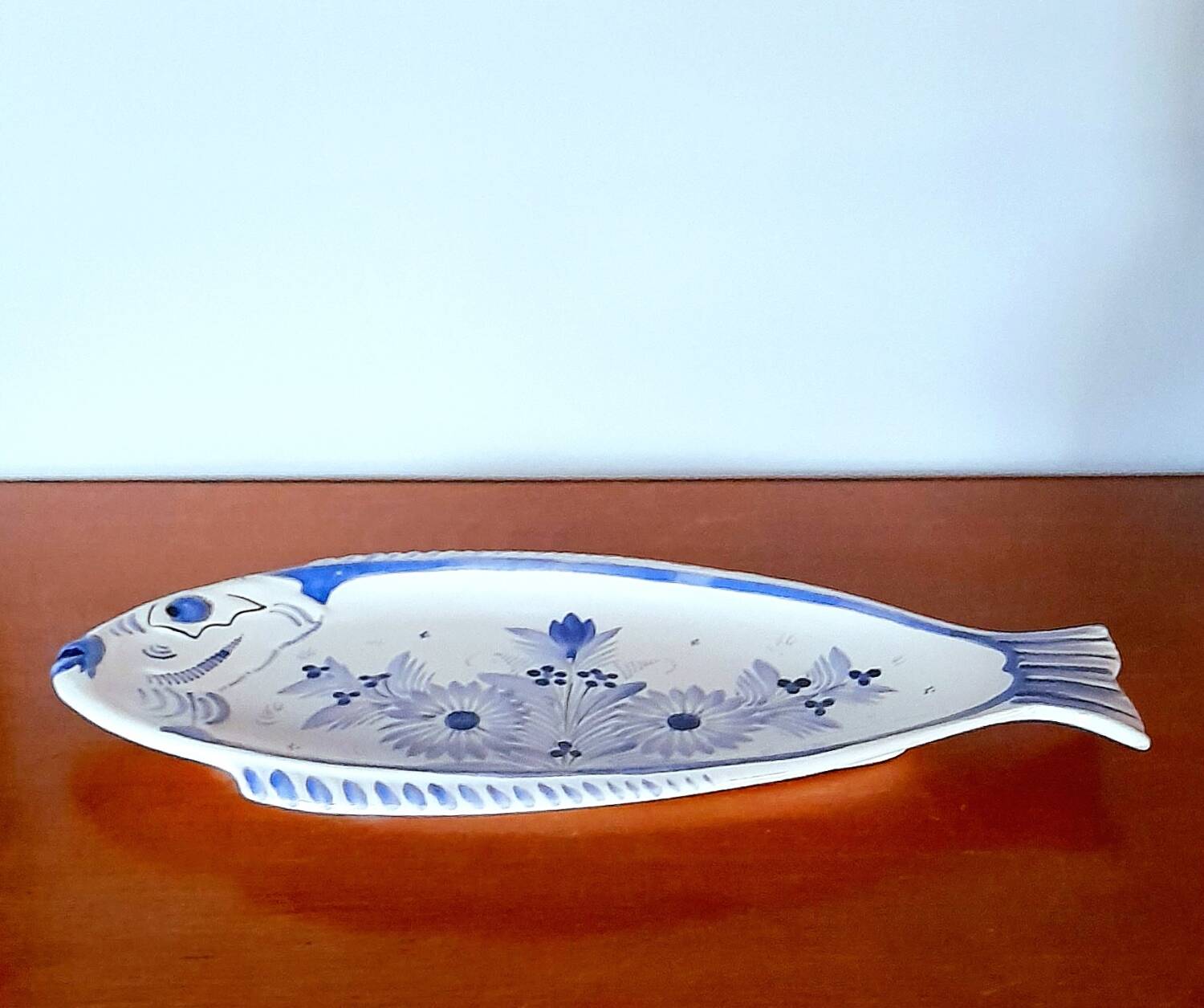 Henriot Quimper fish earthenware dish