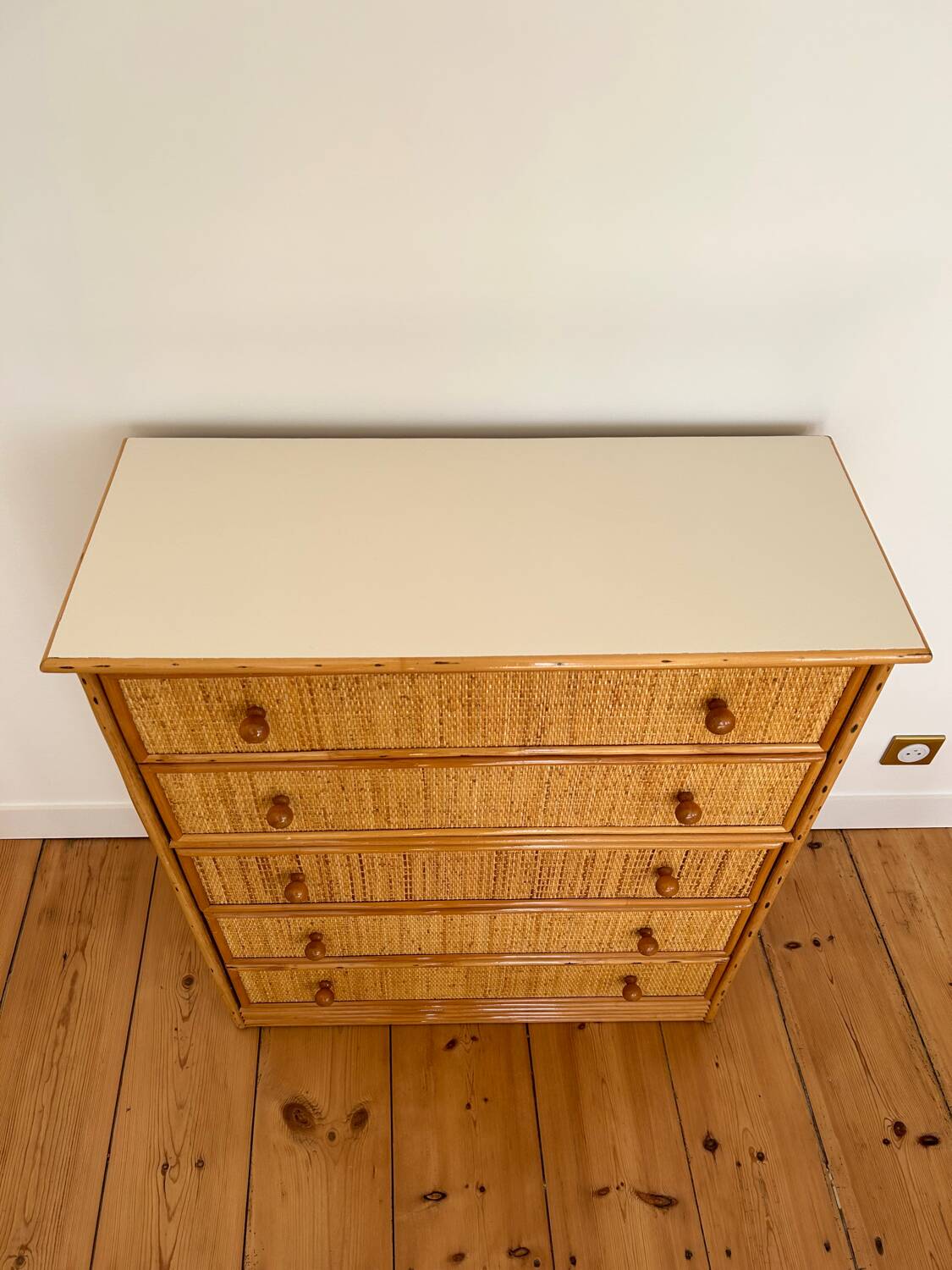Commode en rotin