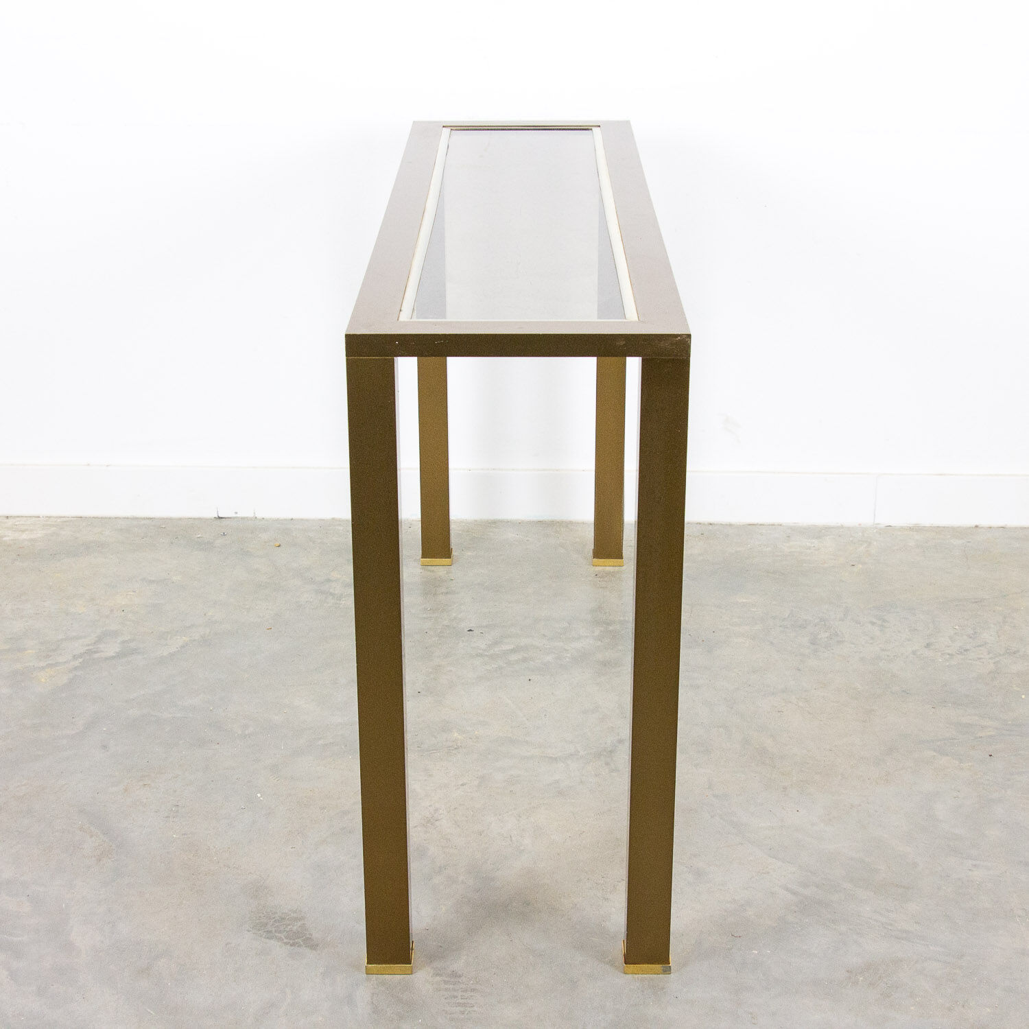 Vintage Hollywood regency table