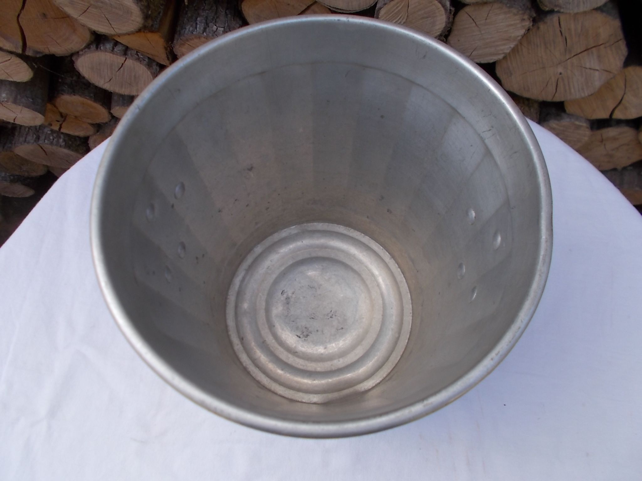 Seau à champagne en aluminium