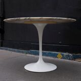 Round table Tulip in Calacatta marble by Eero Saarinen - Ø 107 cm - Knoll