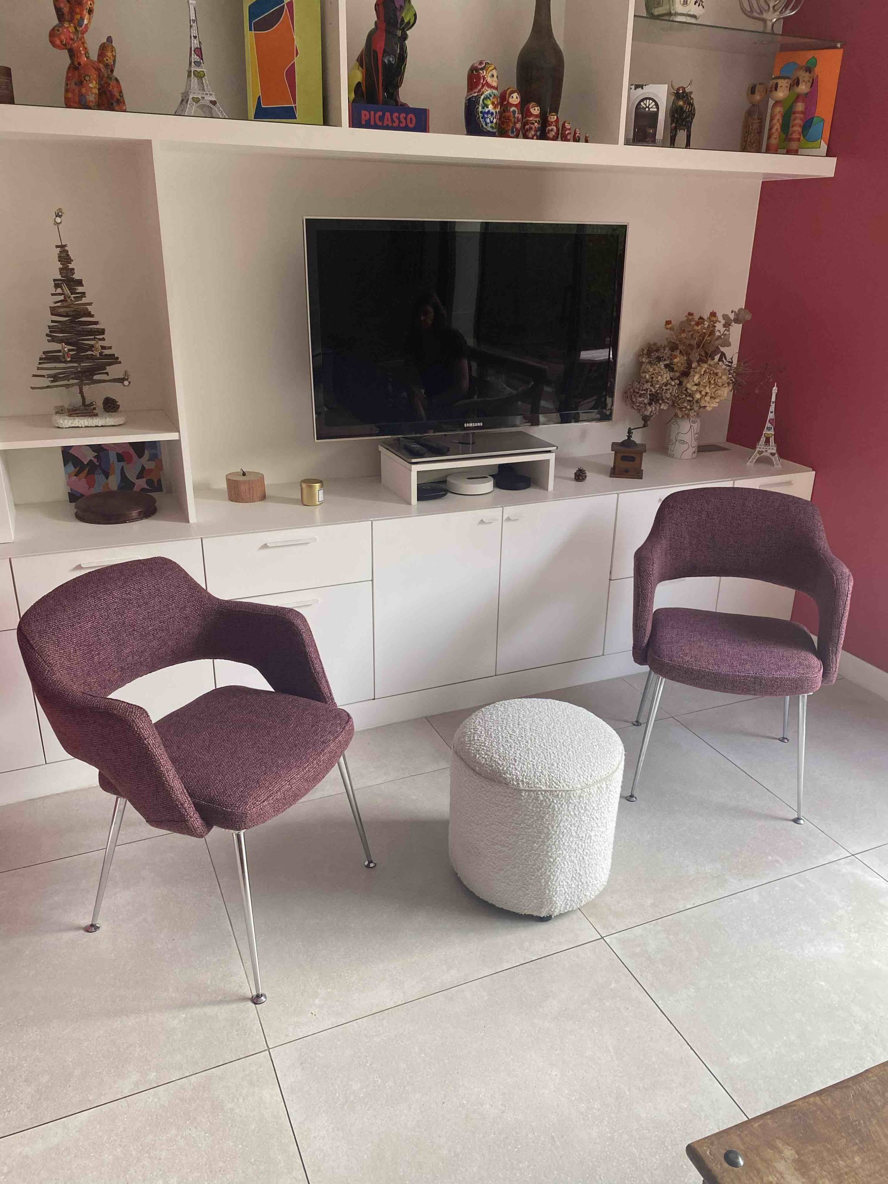 Conference Armchair (2) and Chair (1) set by Saarinen for Knoll