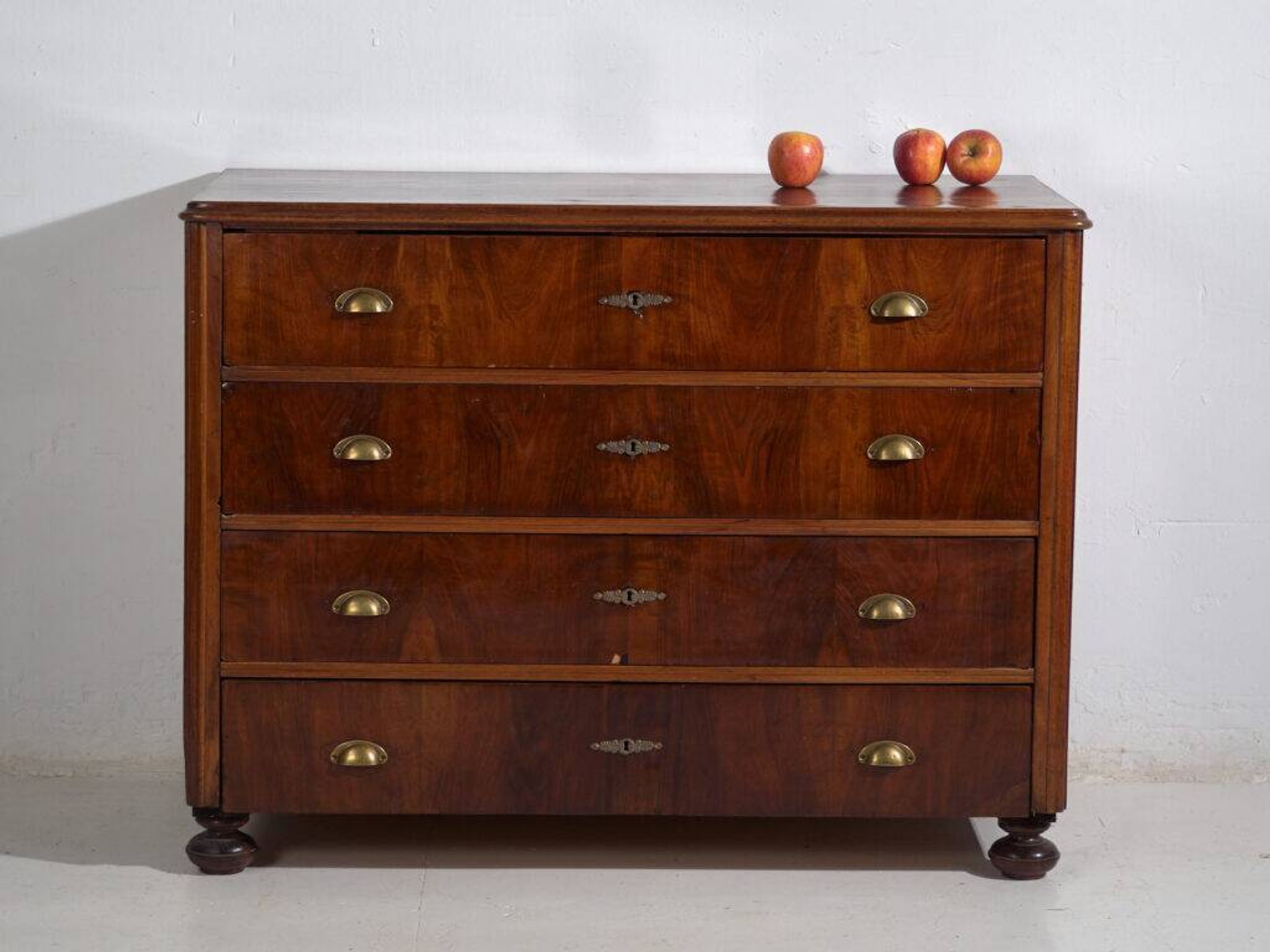 Antique pine chest of drawers with four drawers and brass handles – Central Europe, circa 1900