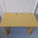 Children's desk