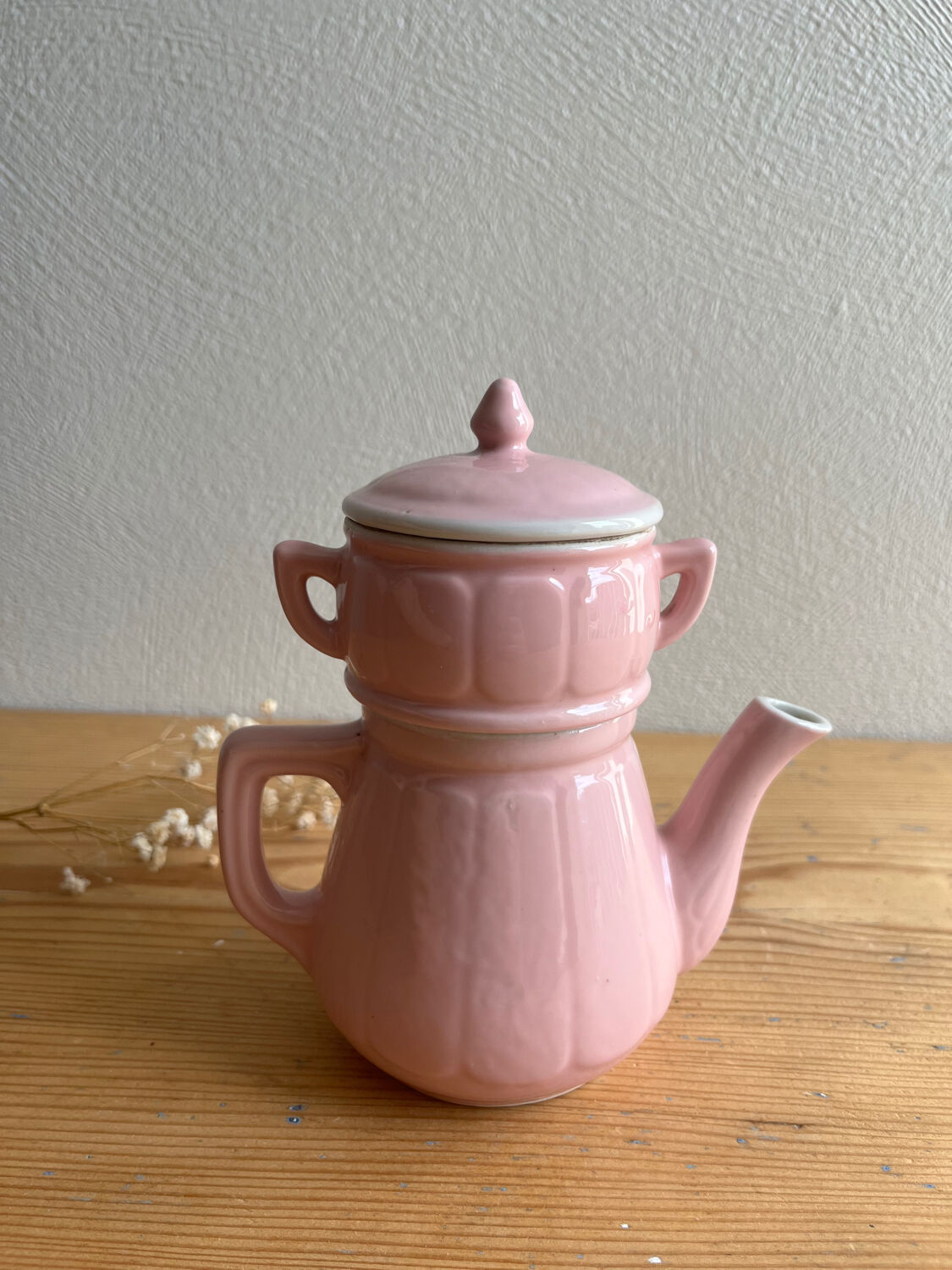 Old pink earthenware coffee pot Esprit Digoin Sarreguemines