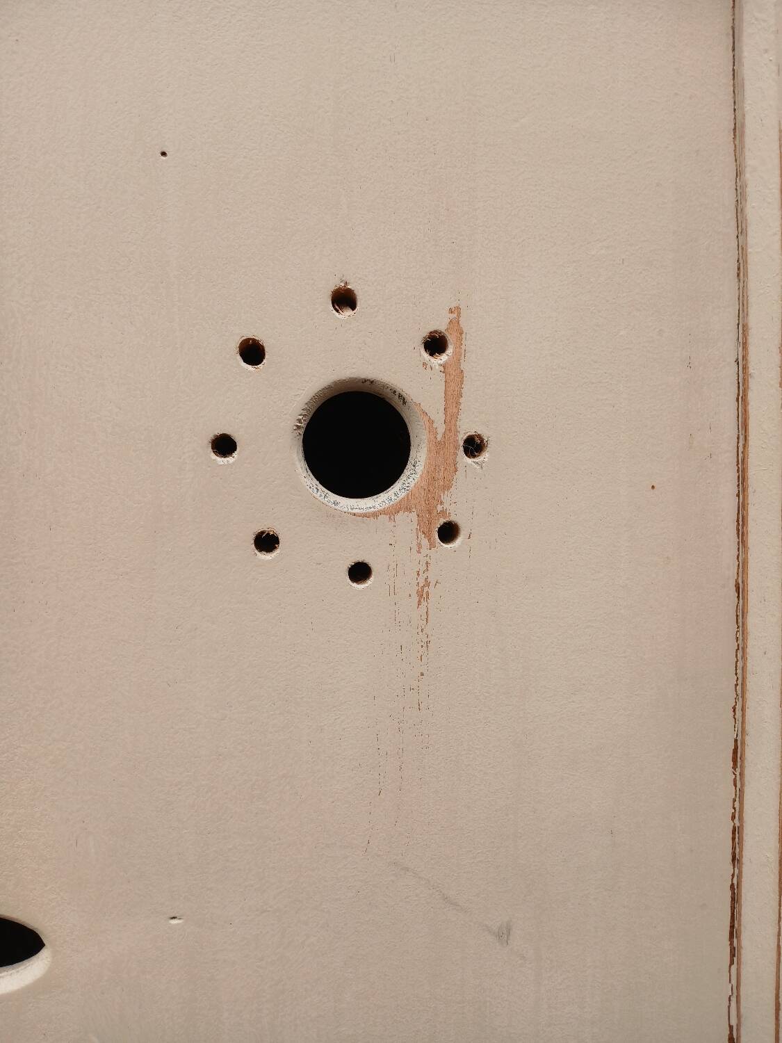 Bonnetière en bois très ancienne