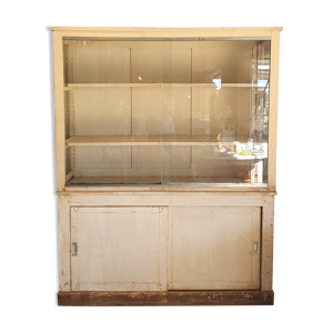 vitrine ancienne deux