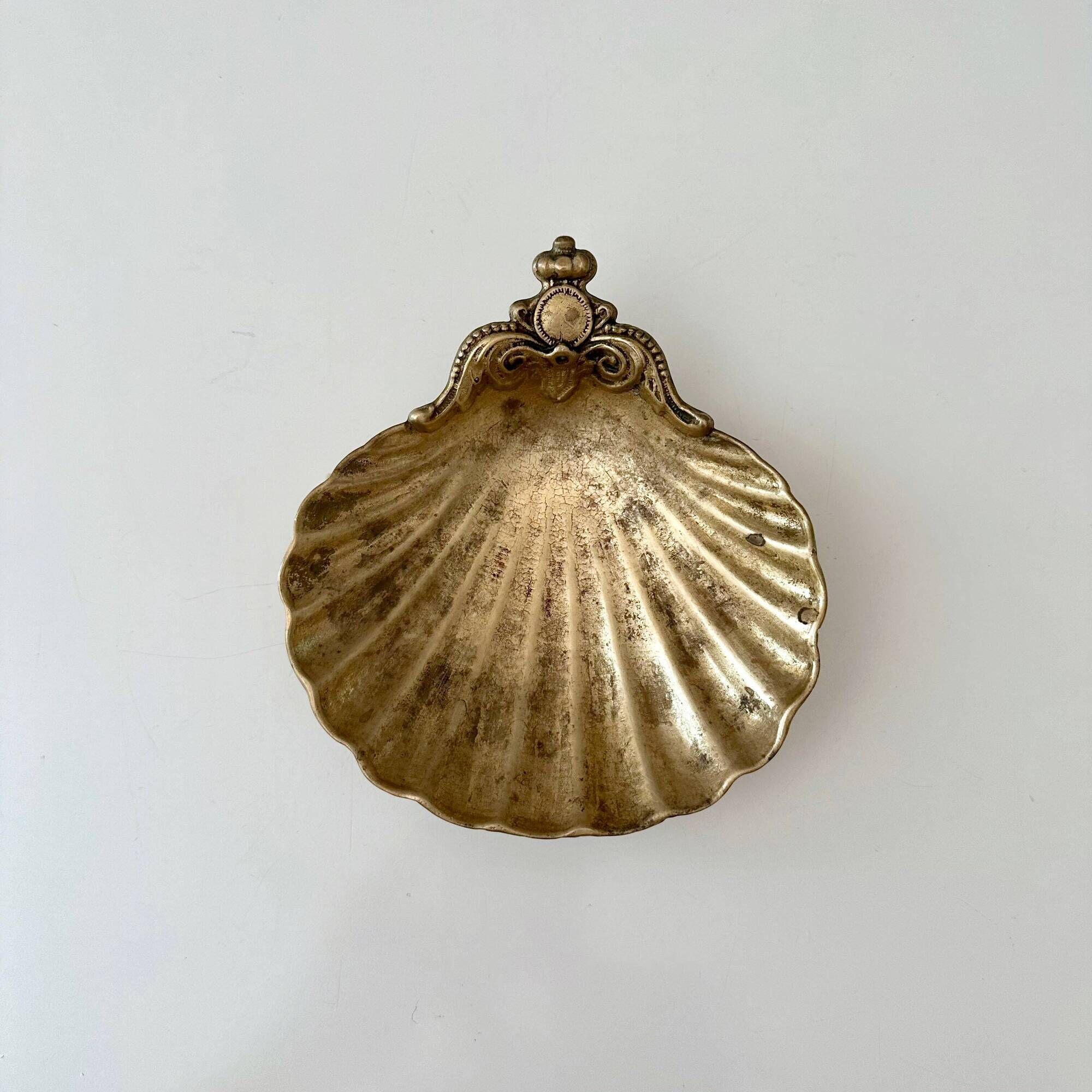 Brass shell dish, soap dish from around 1900 by "J. Gallo"