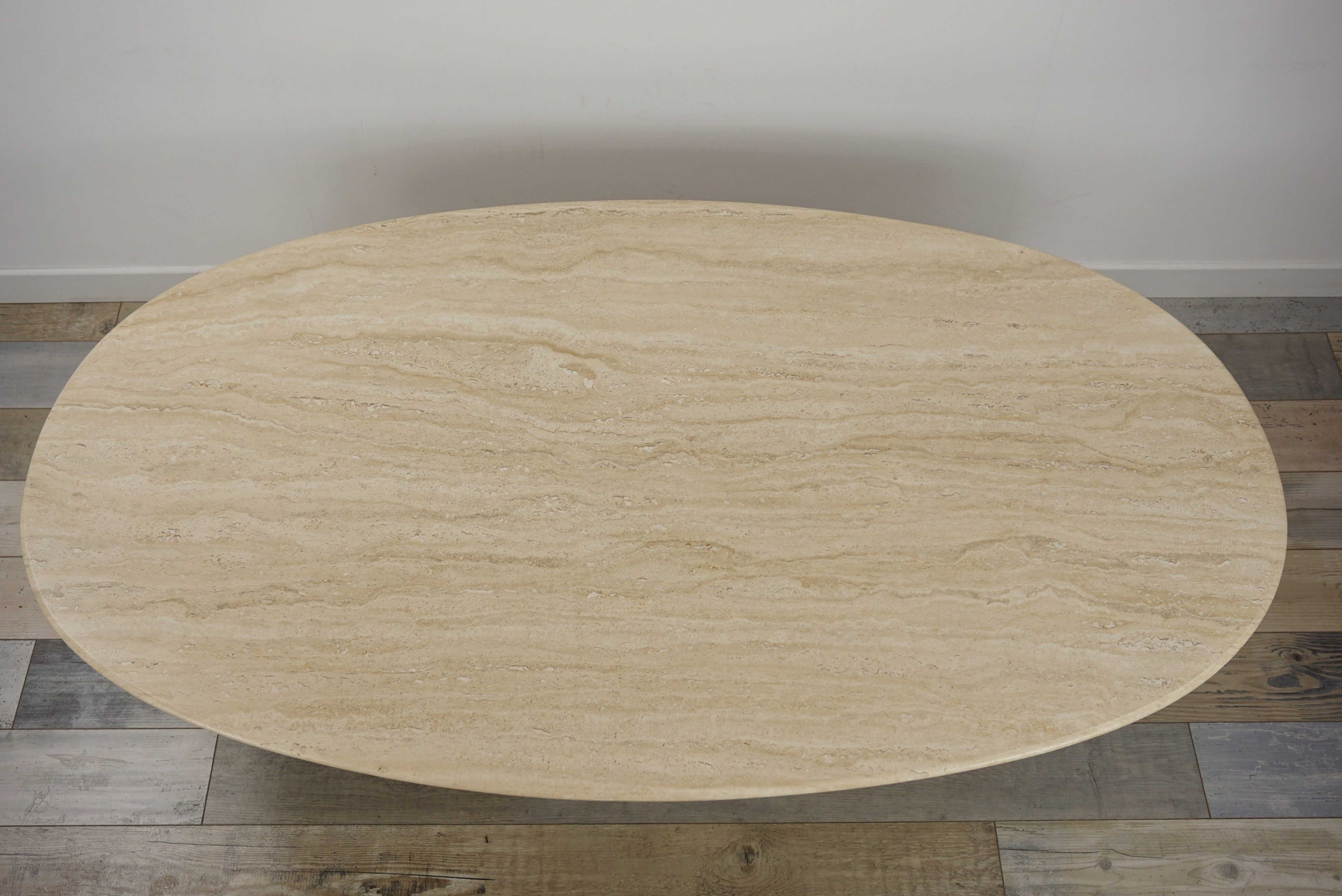 Oval coffee table in Italian design travertine from the 70s
