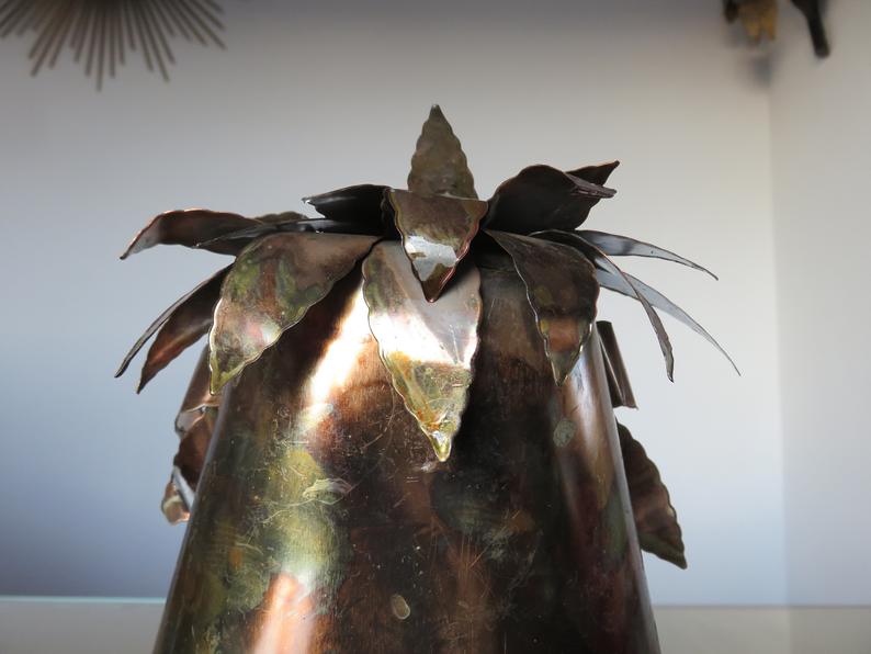 Owl in 1970s brutalist plate