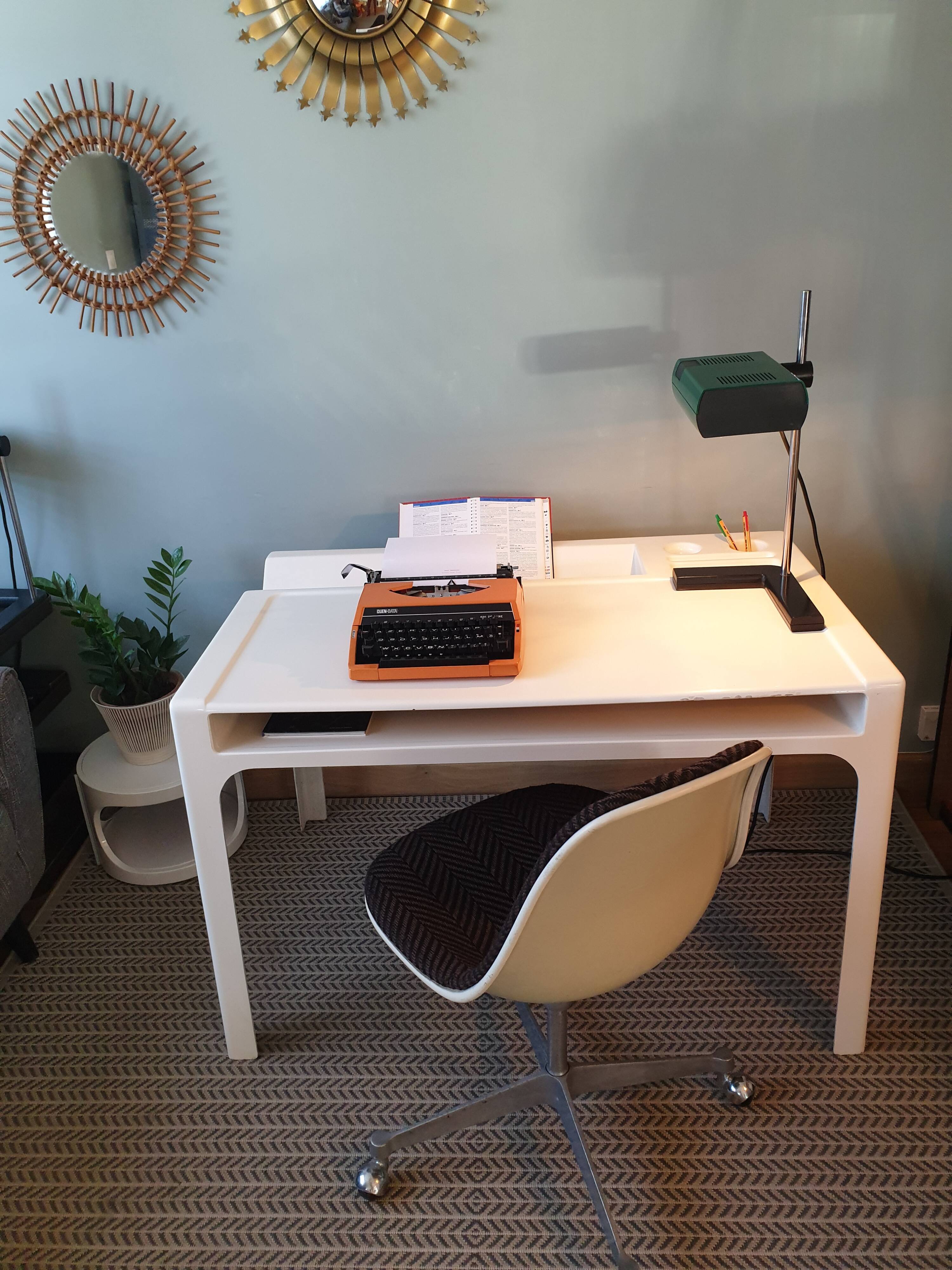 Office Ozoo Marc Berthier 1960 molded fiber
