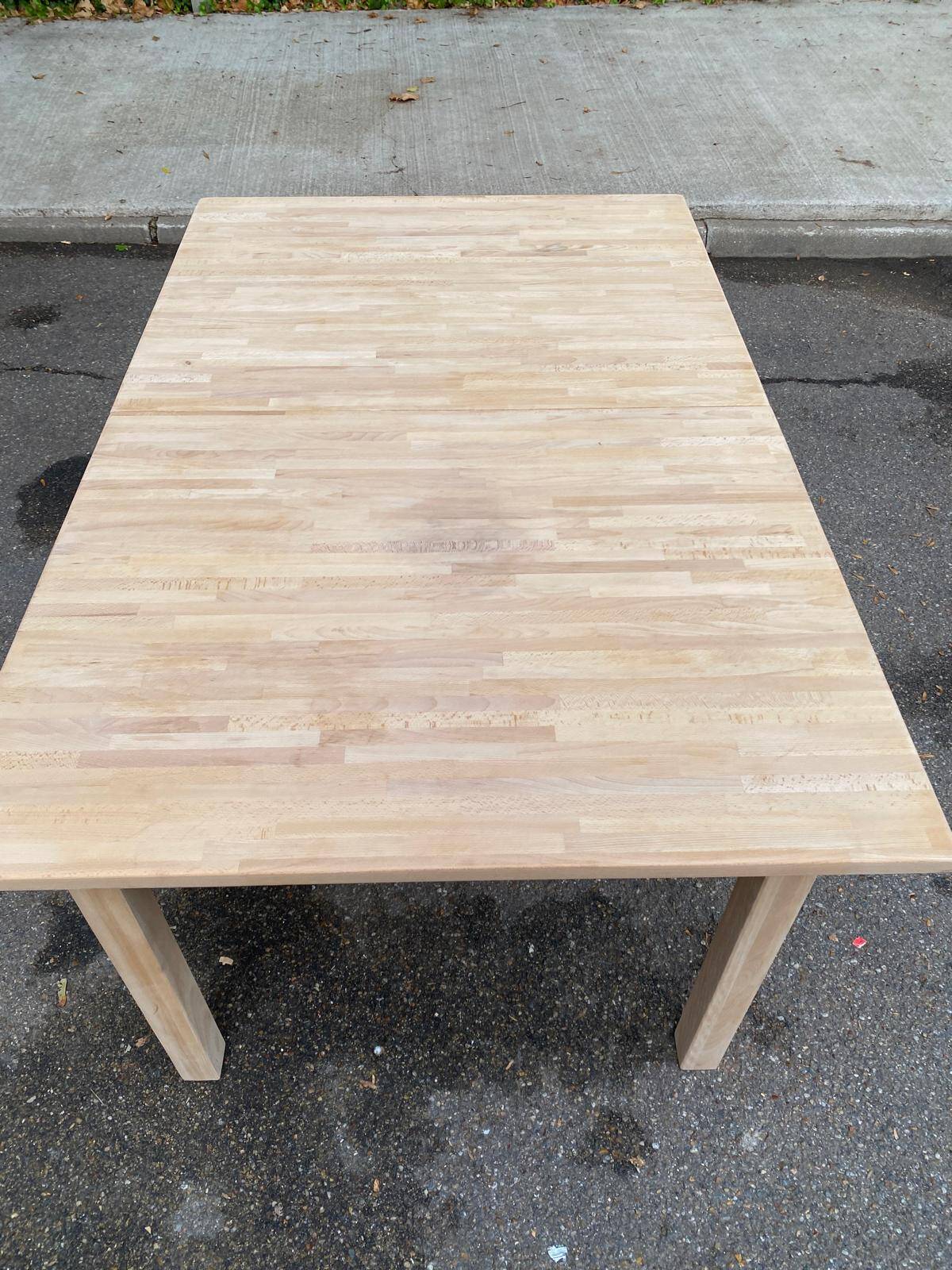 Scandinavian extendable dining table stripped in raw solid wood 1990