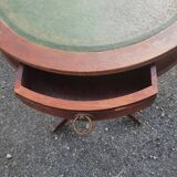 Pedestal table