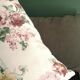 Paires de coussins fleuris