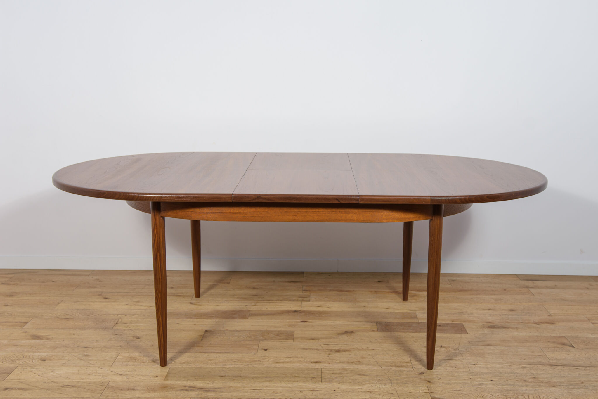 Mid-Century Modern Teak Oval Dining Table from G-Plan, United Kingdom, 1960s