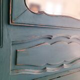 Vintage entrance cloakroom