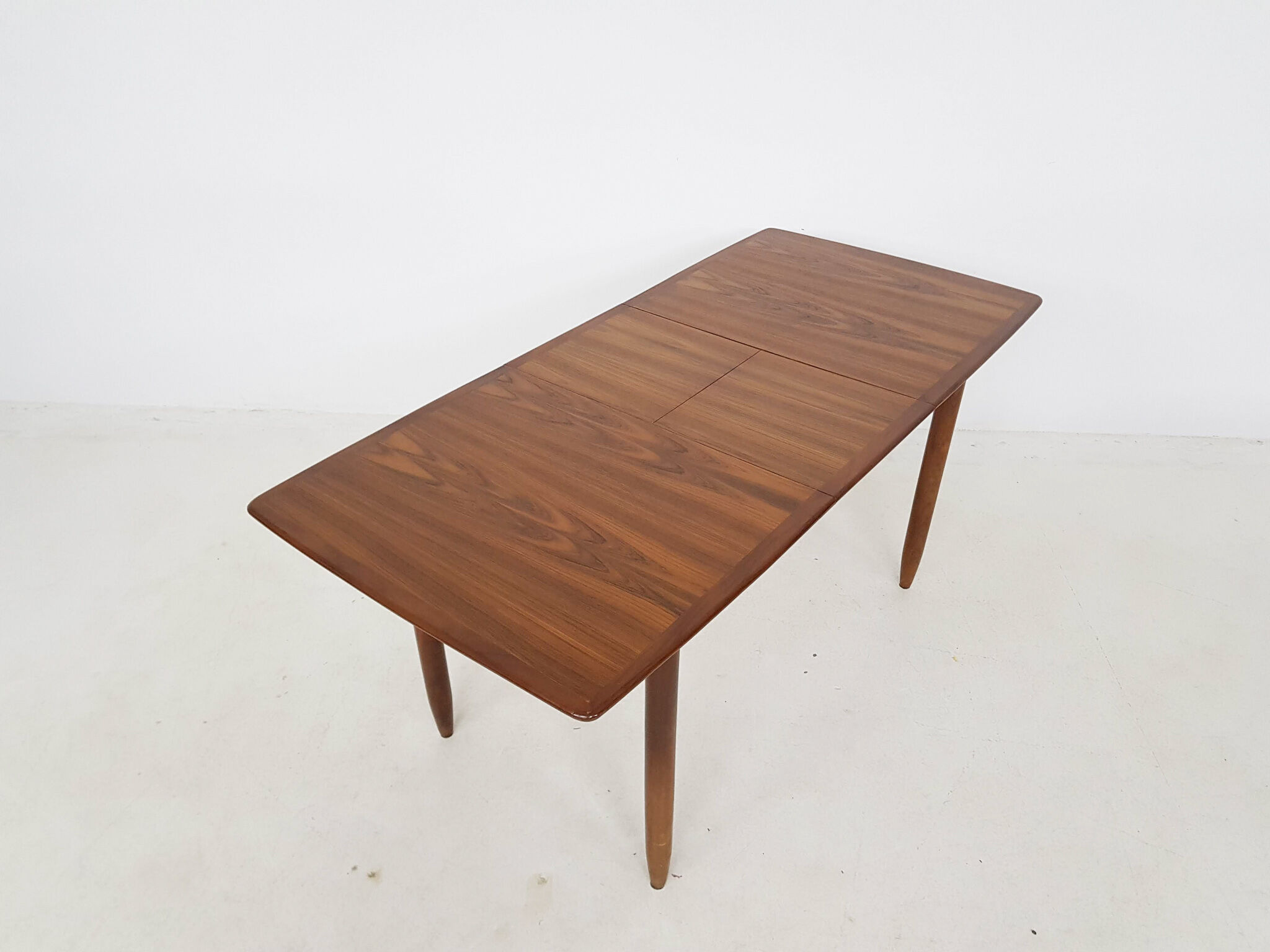Mid-century teak extendable dining table, Netherlands 1950's