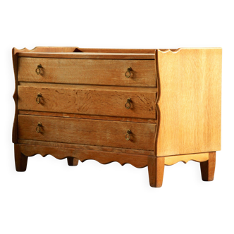 Commode en chêne danois vintage attribuée à Kjærnulf, années 1960.