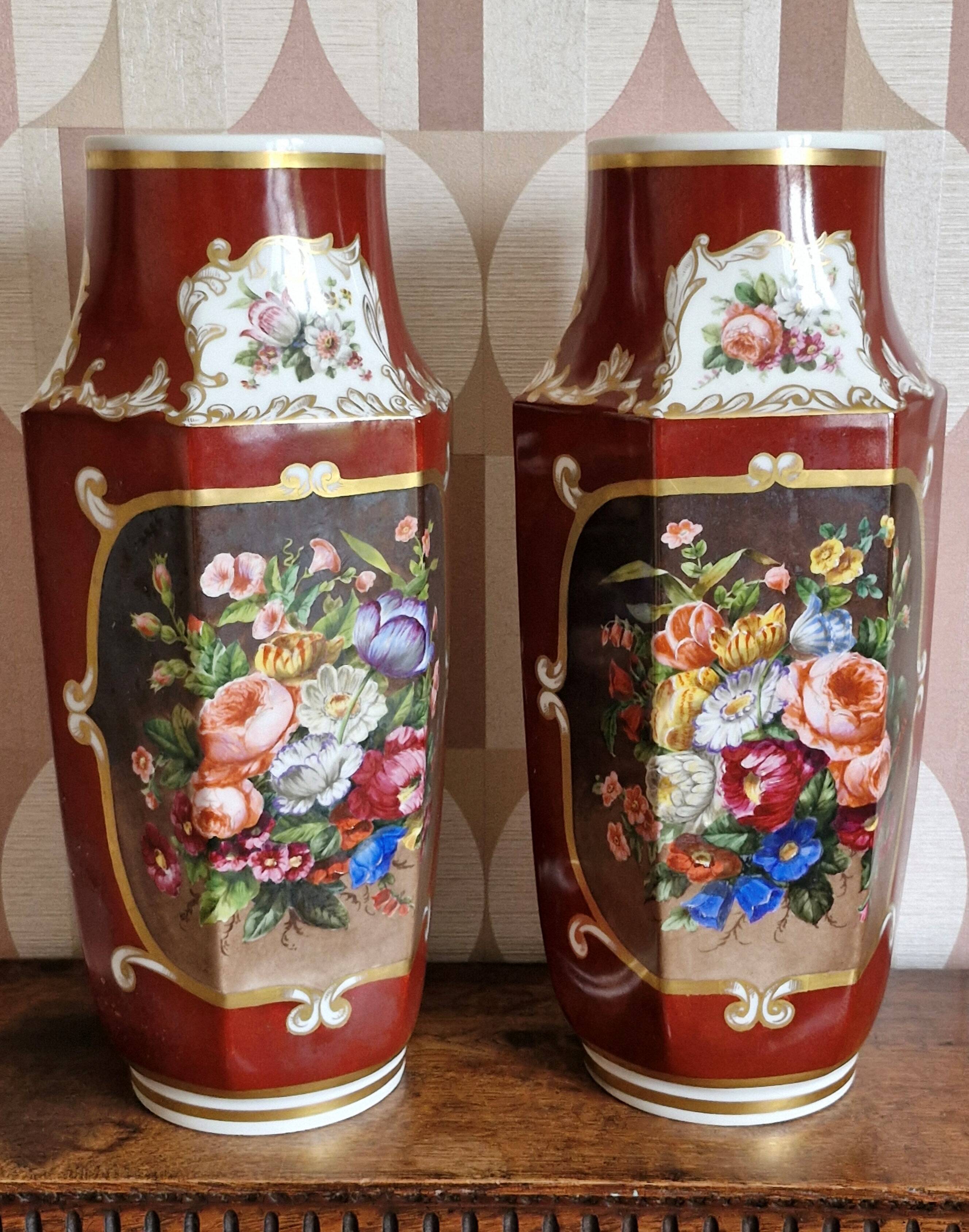 Duo of 19th century vases in Paris JP porcelain