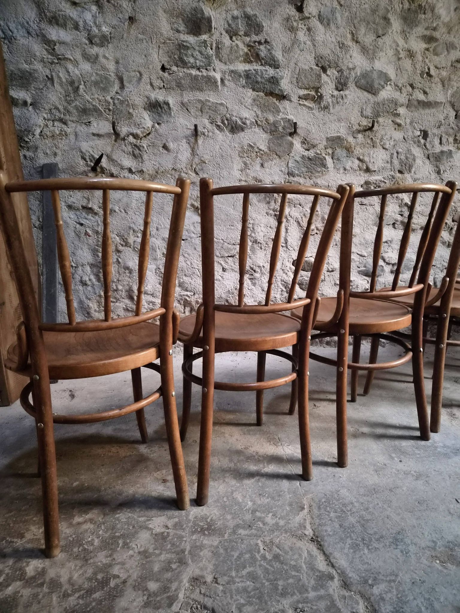 Set of 6 Fischel bentwood bistro chairs, Czechoslovakia, circa 1930–1950.