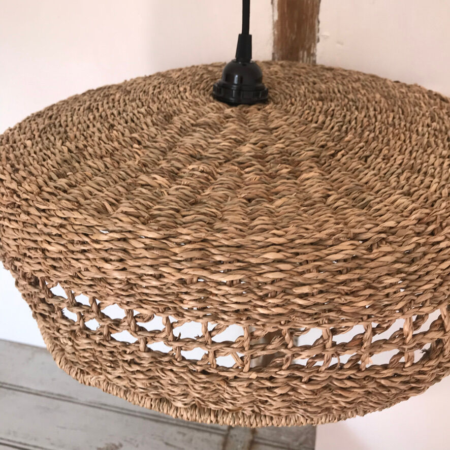 Wicker basket suspension