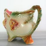 Cache pot in dabbling