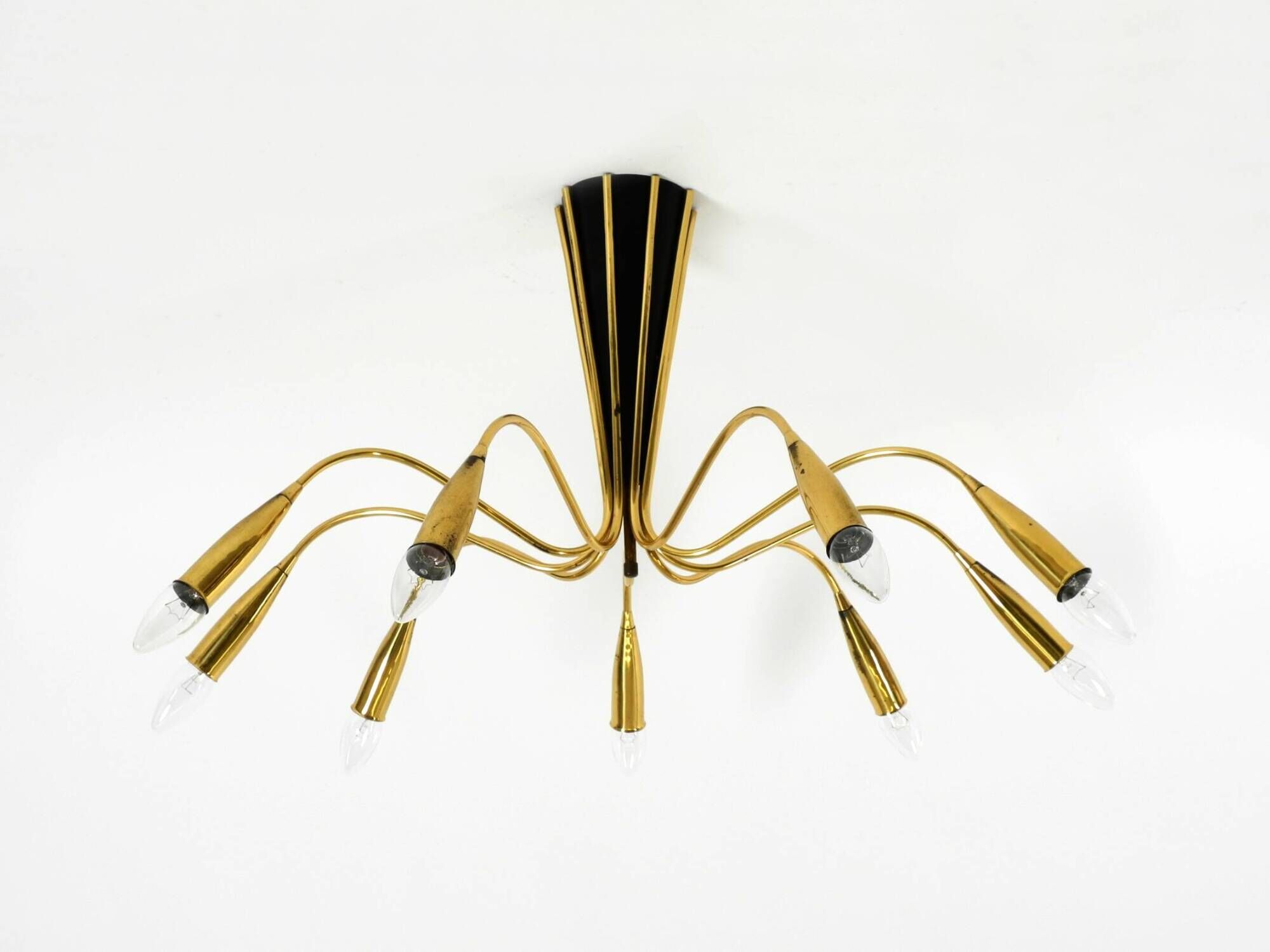 Beautiful large 9-arm Mid-Century Modern brass Sputnik ceiling lamp