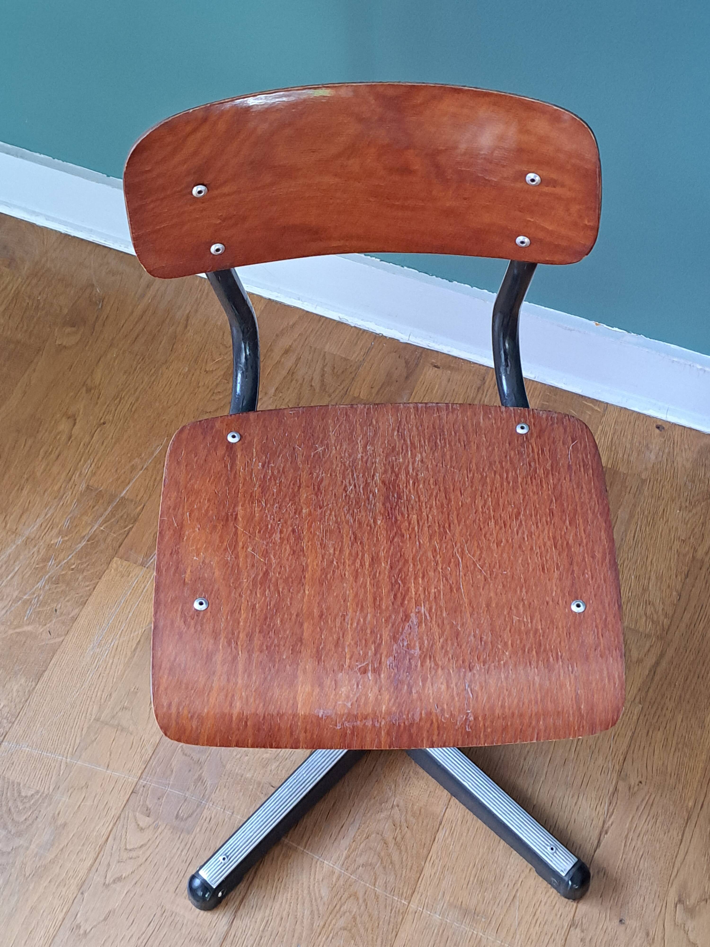 Scandinavian children's chair