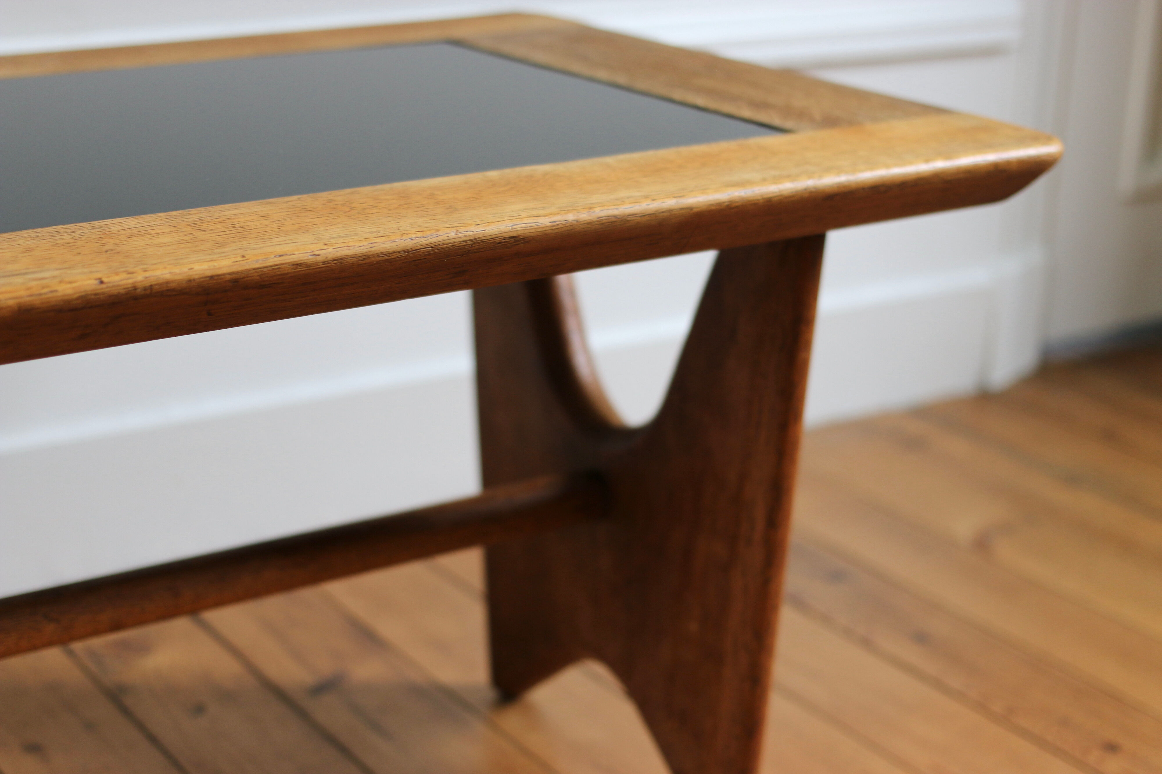 Table basse vintage 1950 Guillerme et Chambron "Votre Maison"
