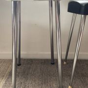 Duo de tabourets en bakélite, années 50